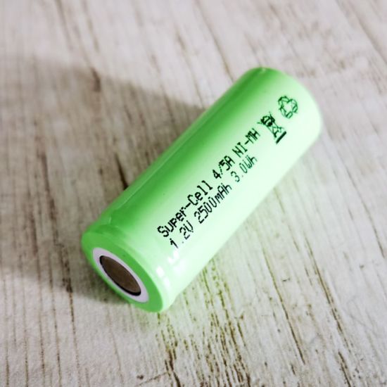 Top plana 1.2V 4 / 5A NIMH batería recargable (2500mAh)