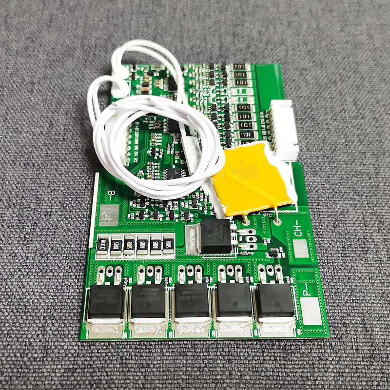 13s C: 5A D: 30A PCM BMS para 48V 48.1V Li-ion/Litio/Li-Polymer 41.6V 42V LiFePO4 Tamaño del paquete de baterías L108*W70*T10mm PCM-L13S30-E84